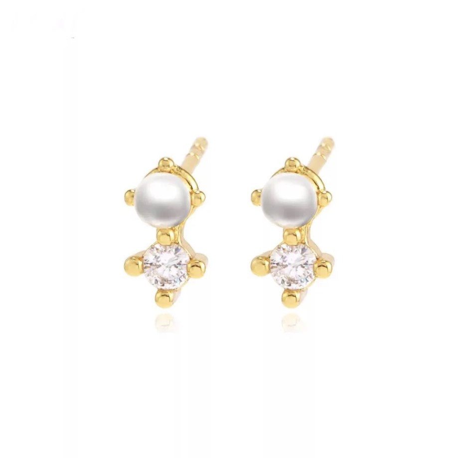Tiny Pearl Stud Earring - Jaffi's