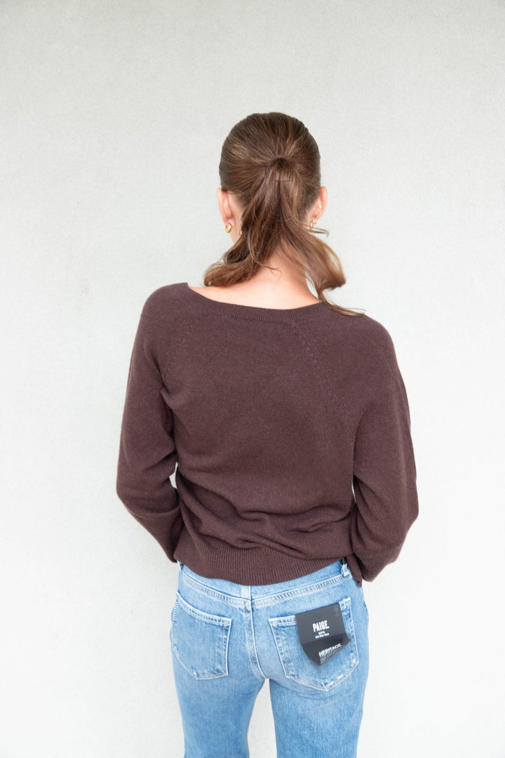Tori V Neck Cashmere Sweater - Java - Jaffi&