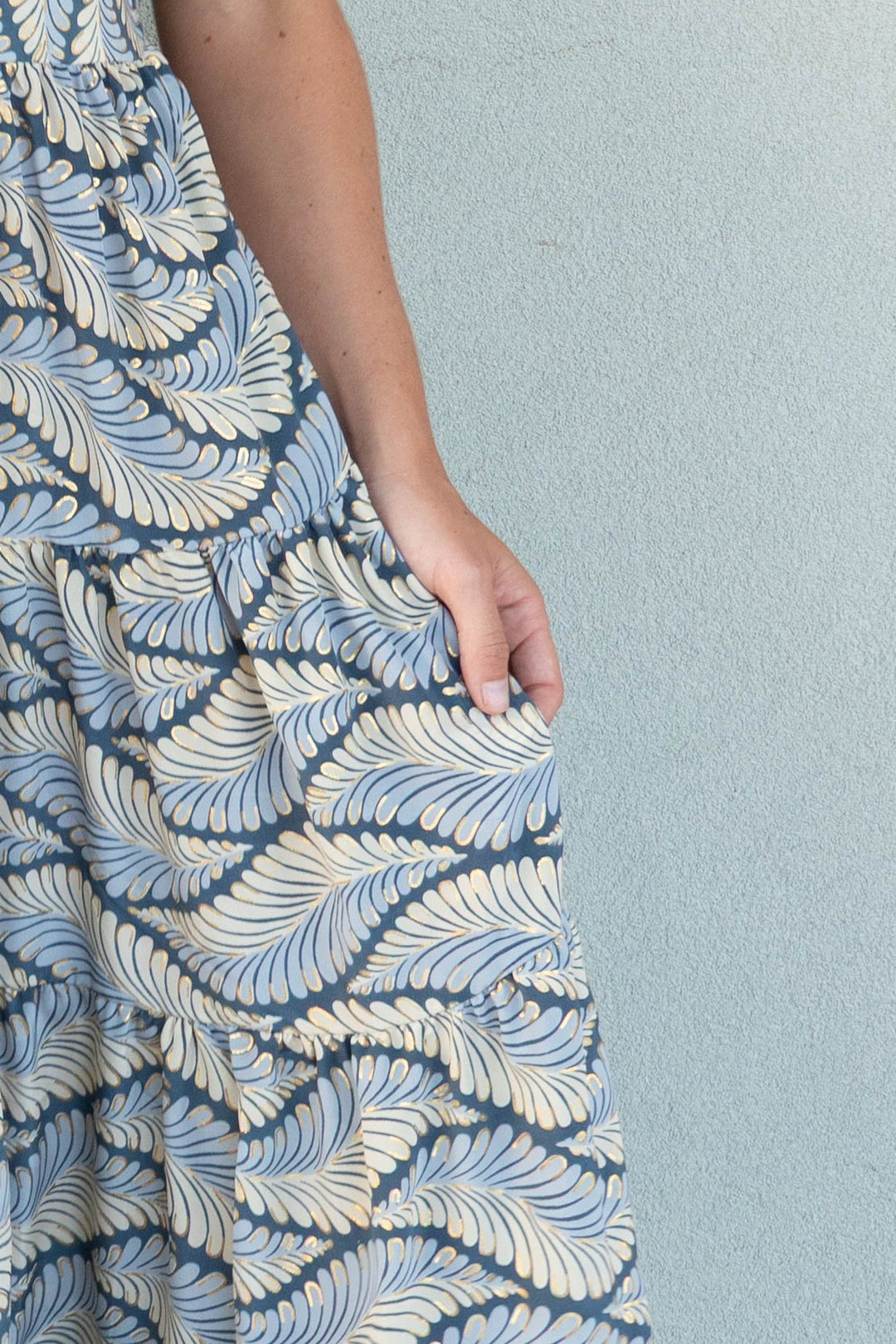 V Neck Maxi Dress - Foil Blue Feather - Jaffi's