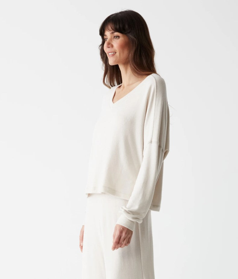 Vic Relaxed V Neck Pullover