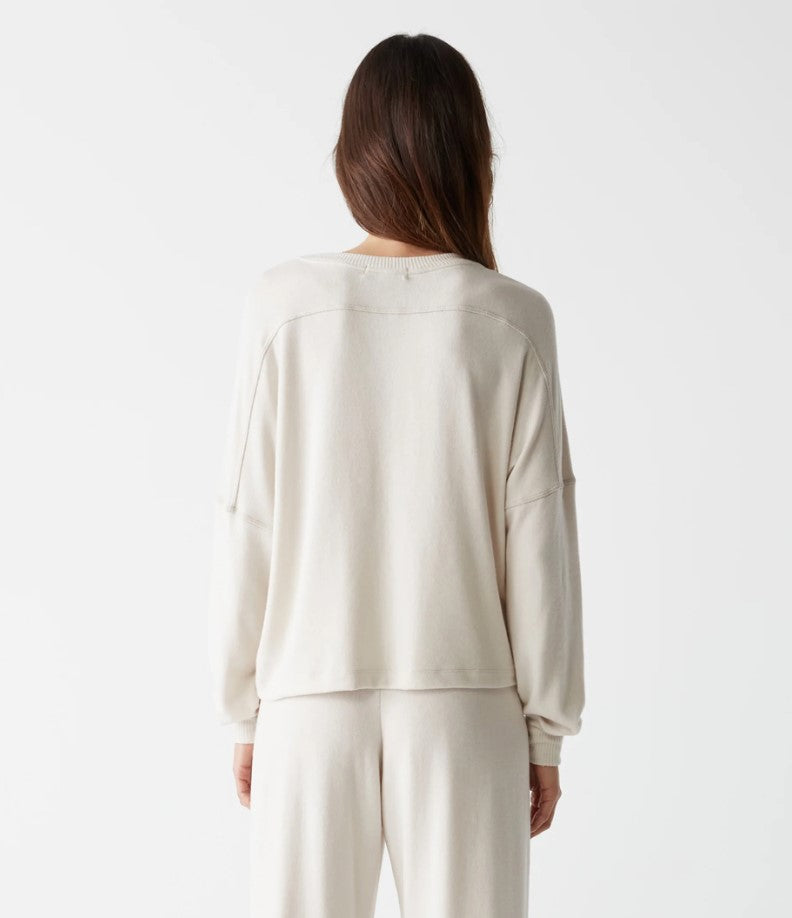 Vic Relaxed V Neck Pullover