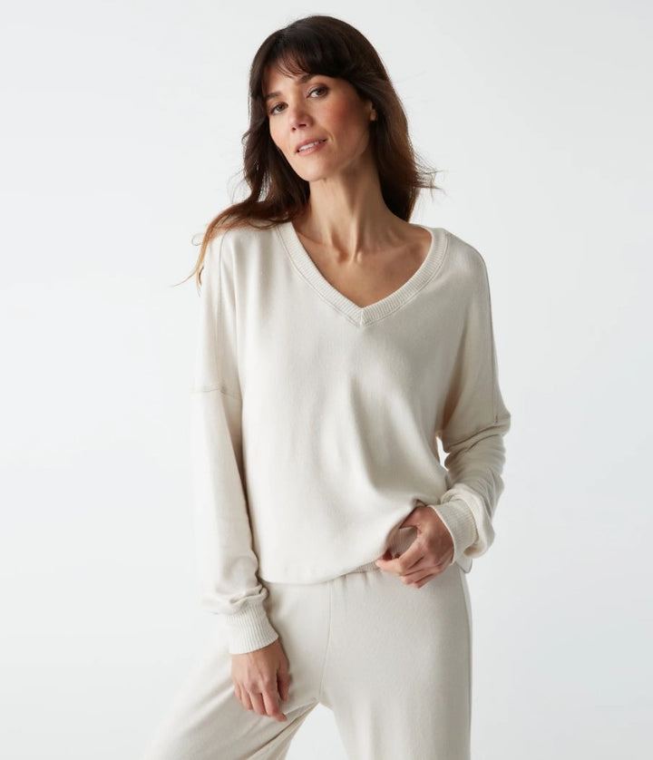 Vic Relaxed V Neck Pullover