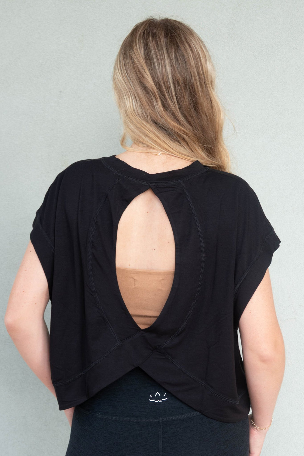 Viscose Modal Open Back Tee - Black - Jaffi's
