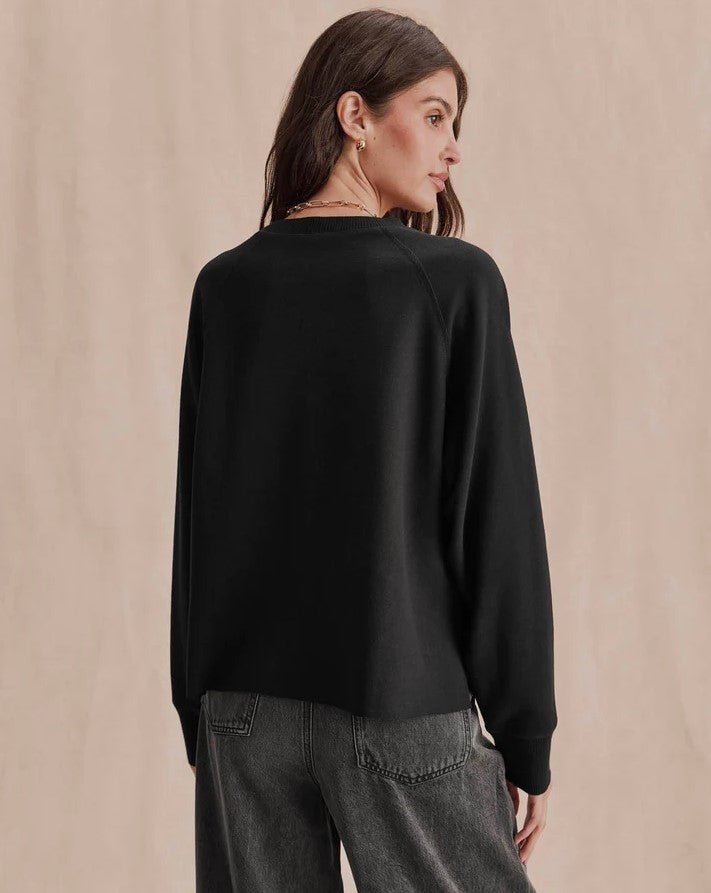 Winslow Raglan Top - Black - Jaffi&
