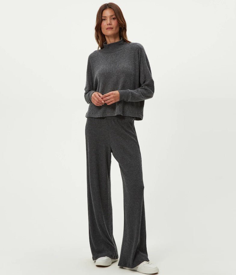 Wynn Brushed Waffle Mock Neck - Charcoal - Jaffi's