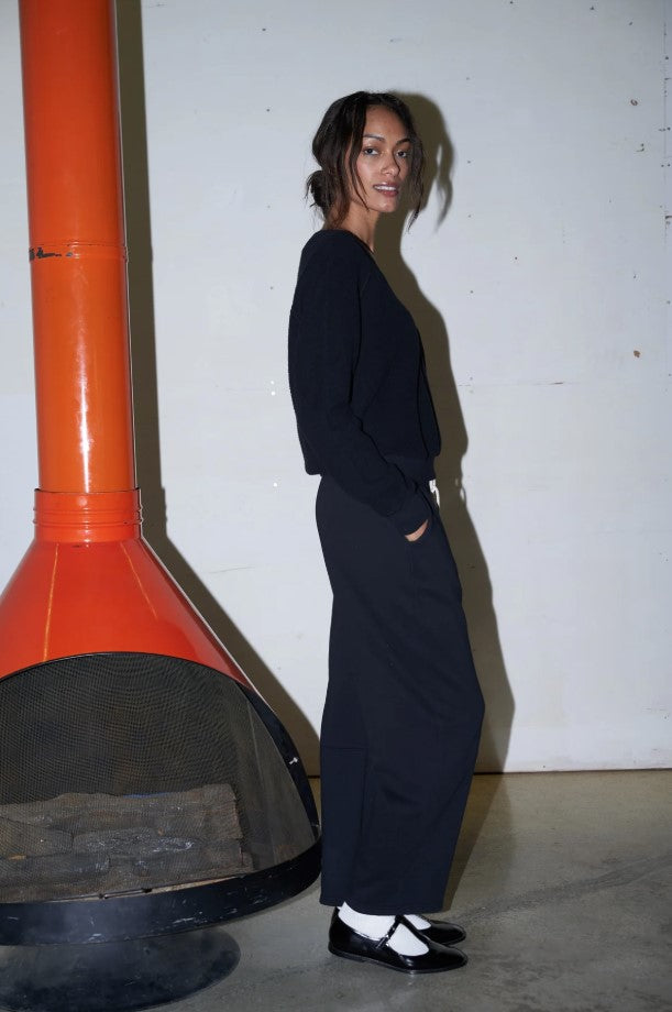 Zuri Inside Out Sweatshirt - Black