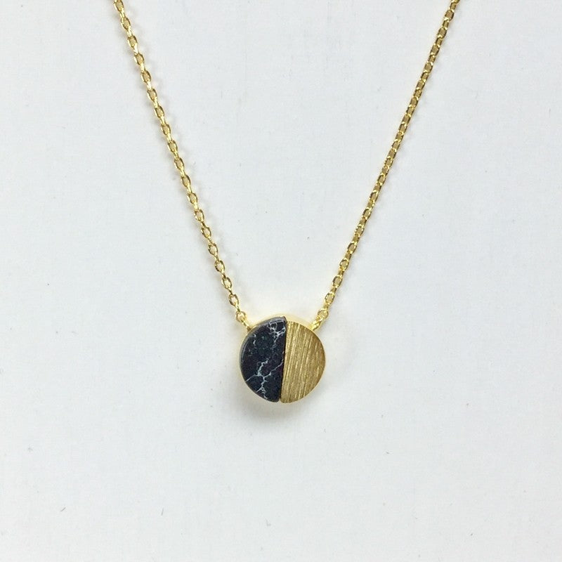 Gold Circle Stone Necklace - Jaffi's