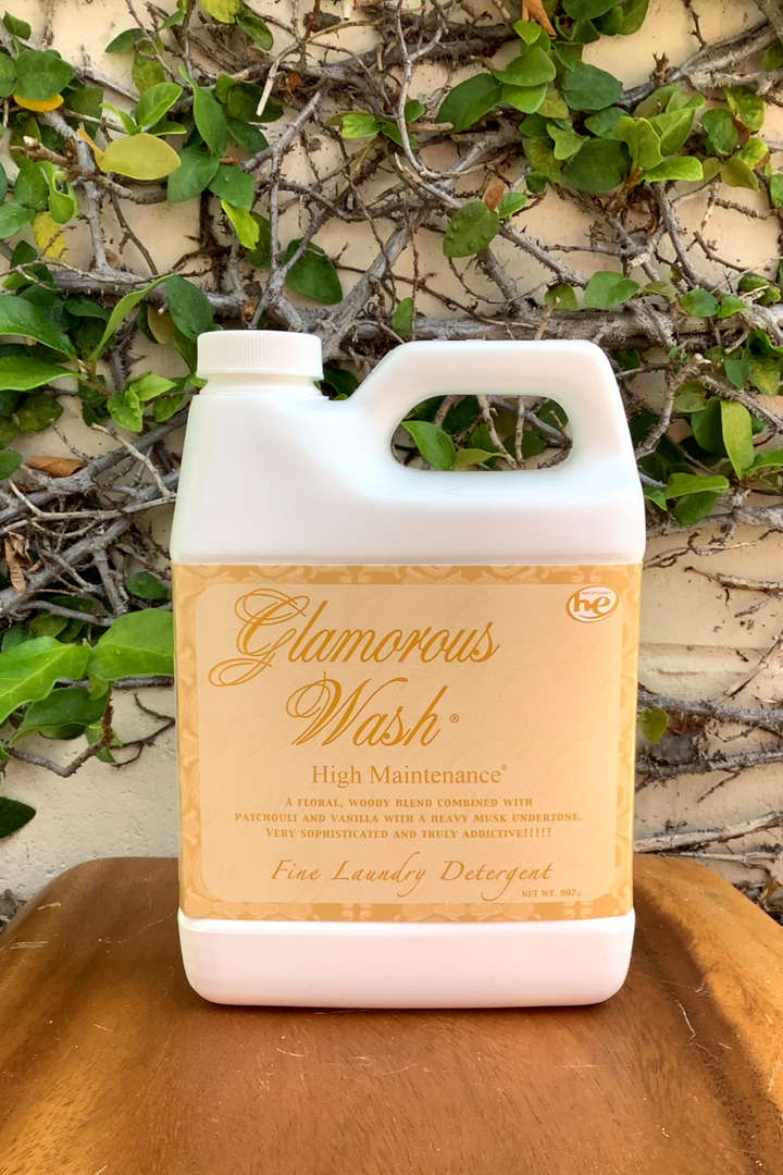 Glamorous Wash - High Maintenance Tyler Candle Co. 907g